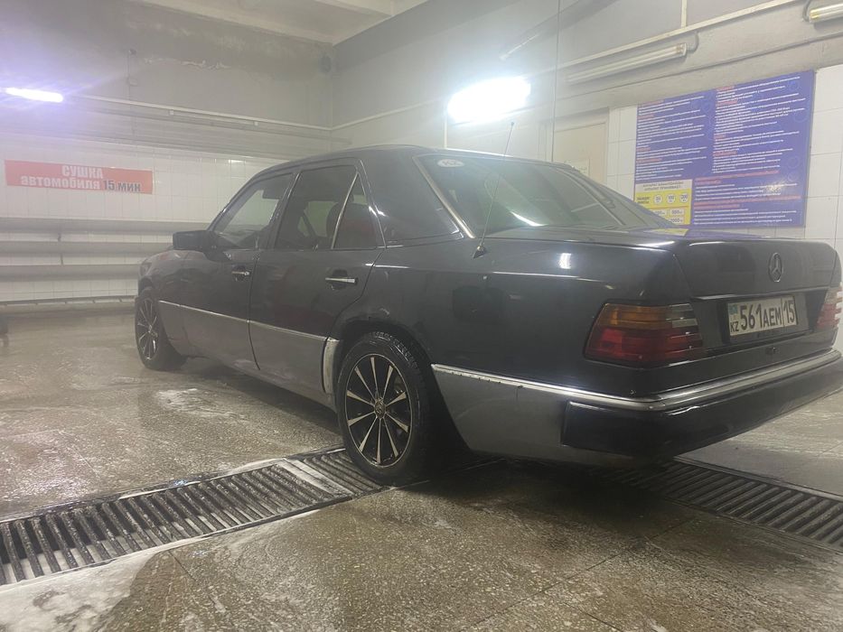 Продам мерседес Е230