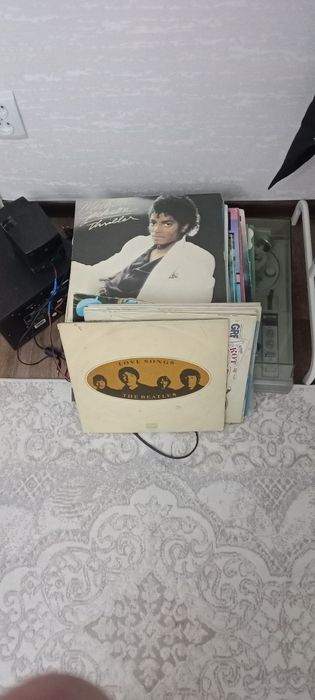 Продам пластинку Майкл Джексон 1979 года