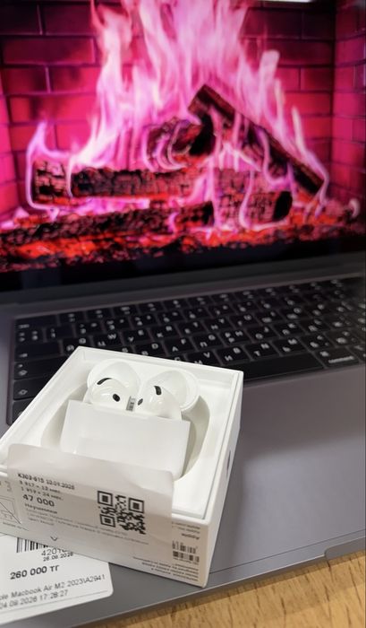 Наушники AirPods 4