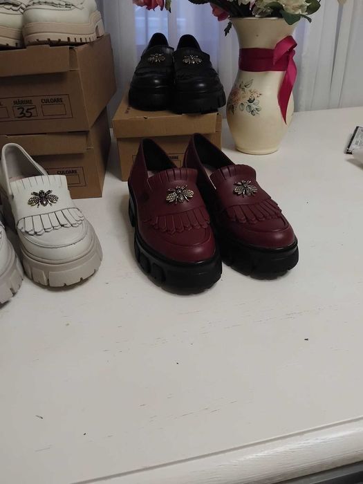 Vand mocasini dama din piele naturala Visiniu!