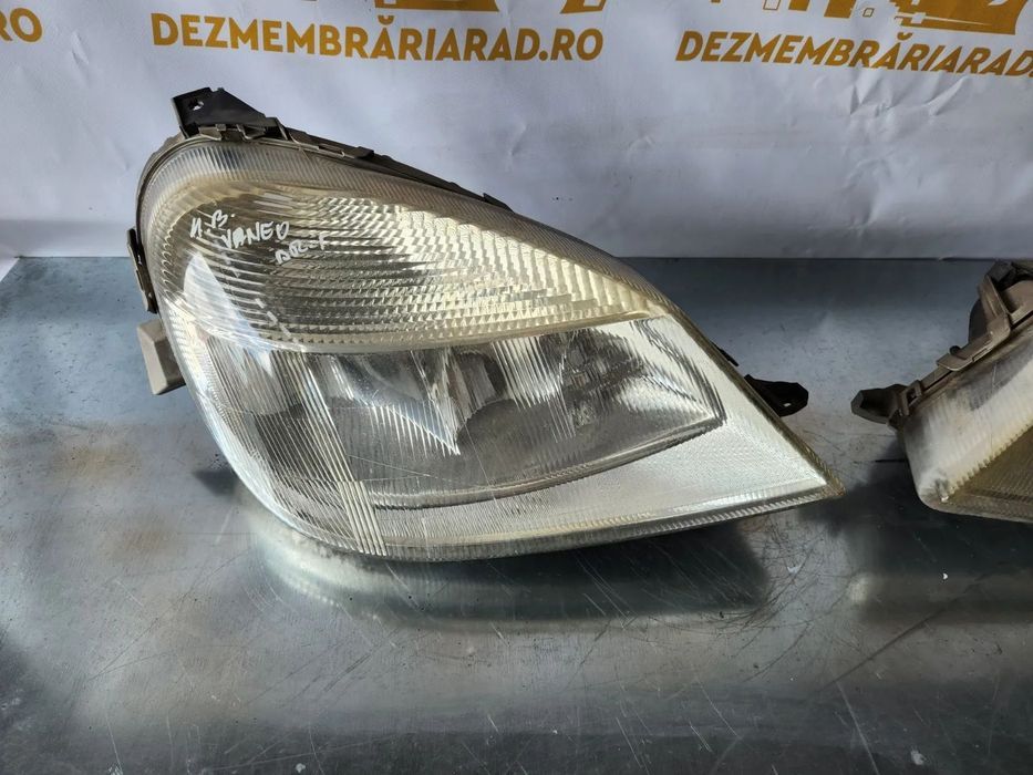 Faruri Far Stanga Dreapta Mercedes Vaneo An 2001-2002-2003-2004-2005 Originale Volan Stanga - Dezme