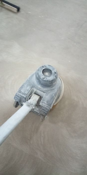 Наливной пол Шлифовка наливного пола Монтаж линолиум ковролан ковролин