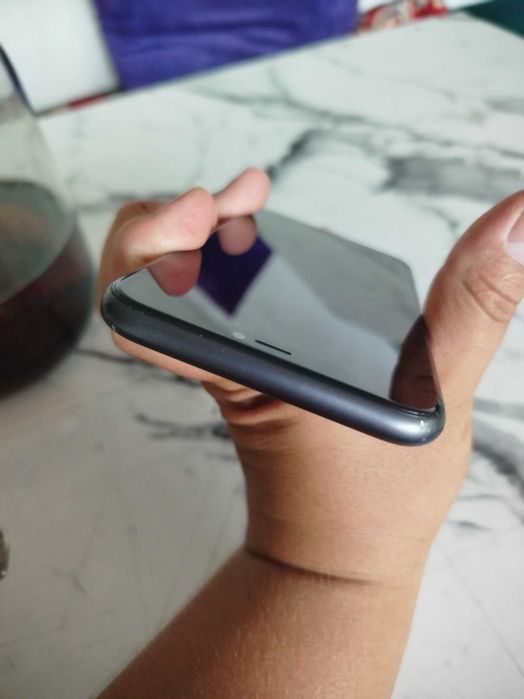iphone 11 xotira 128gb 83%batareya