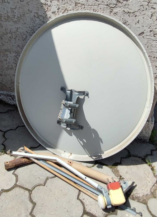Комплект спутникового телевиденья для двух ТВ