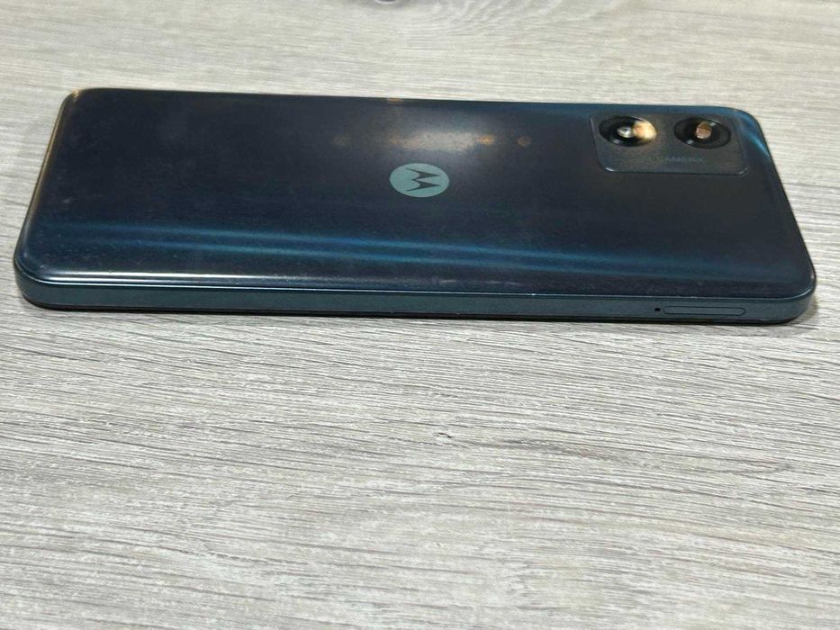 Motorola Moto E13 64GB 2GB RAM Dual