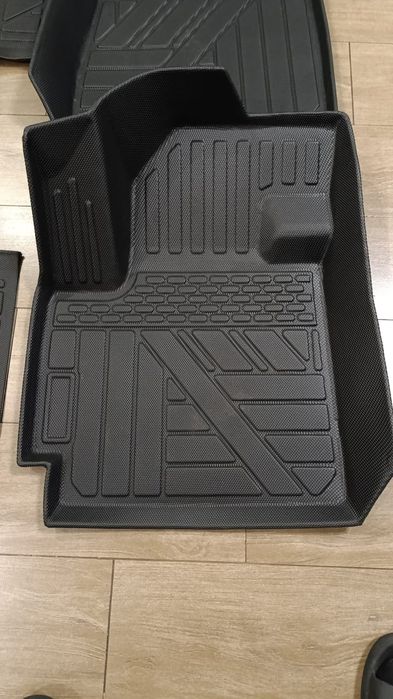 Продам коврики TPE для Changan CS55 plus