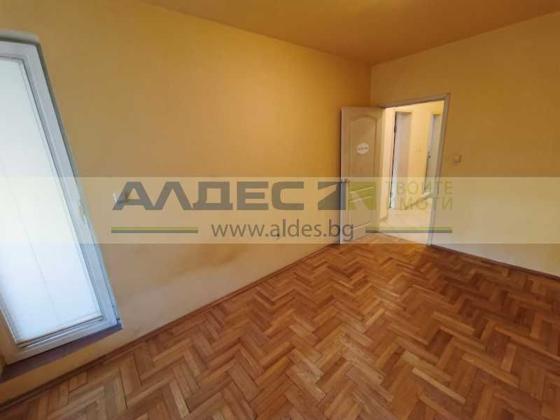 Продава се Тристаен апартамент в София, Борово - 132 кв.м за 1063 €/кв.м - Снимка #11