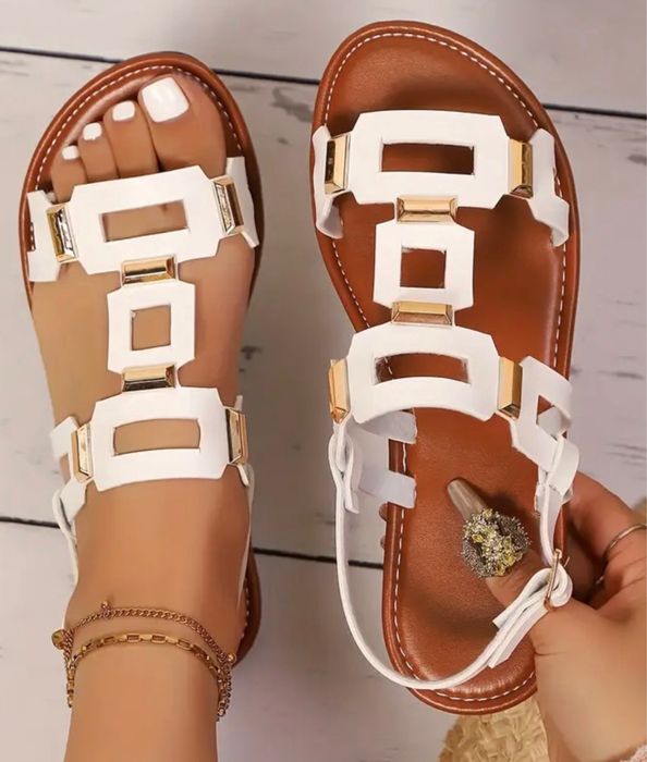 Сандалии женские новая