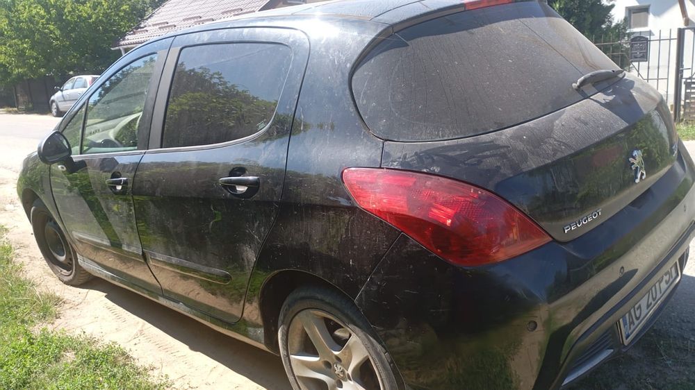 Vând Peugeot 308,actele plătite la zii,an fabricatie2009,diesel,motor16,preț 1600 euro negociabil,mai multe detalii la Nr tel:0747485369,