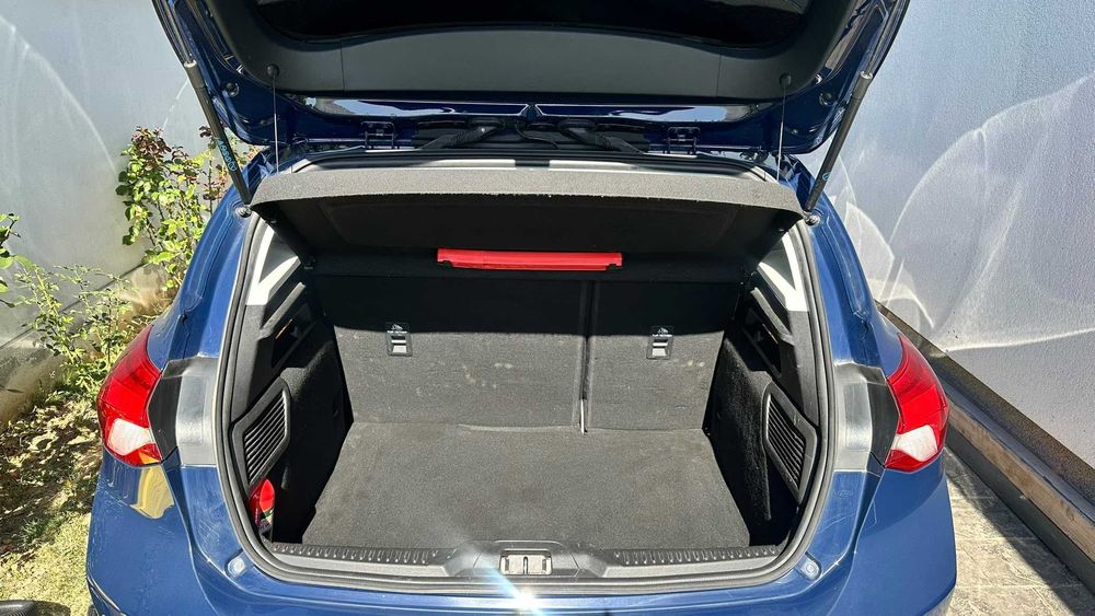 FORD Focus 2019 — imagine 4