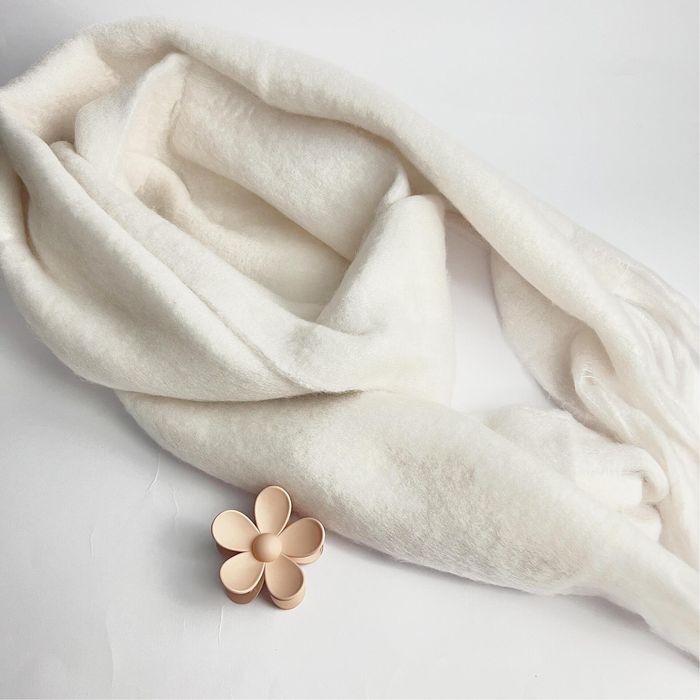 ПРОМО НОВИ кашмирени шлове с красиви десени и пухкави топли шалове