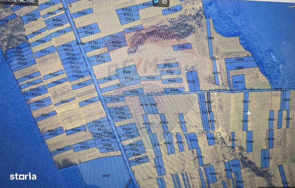 Teren  de vanzare in Marginea