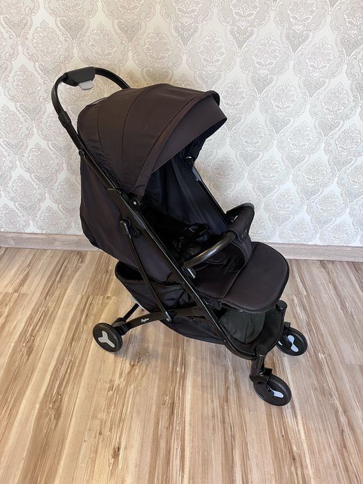 Коляска Mstar прогулочная