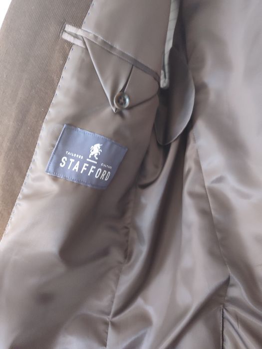 Срочно продается мужской пиджак брэнд stafford