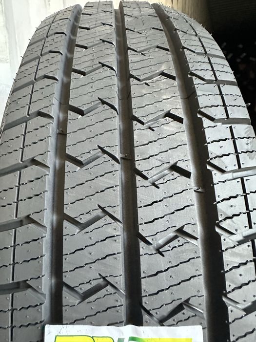 Нови Всесезонни Бусови Гуми TBB TIRES ADVENZZA AS 205/75R16C 113/111S 2057516 2057516C