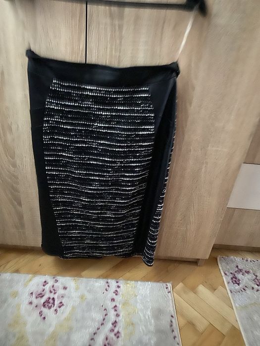 Дамска пола Junona рр 40 черно