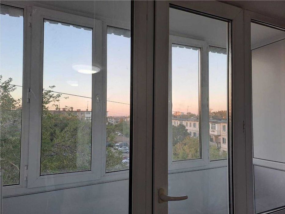 продам 3 ком на Абая, Район Роддом