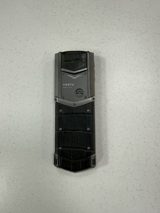 Vertu signature original