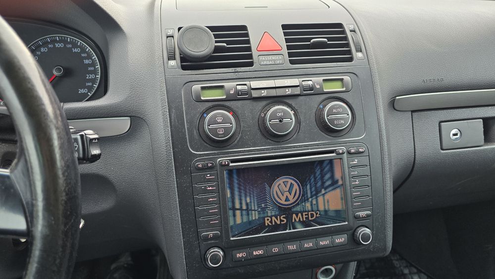 Vw Touran 5 locuri 140 cai