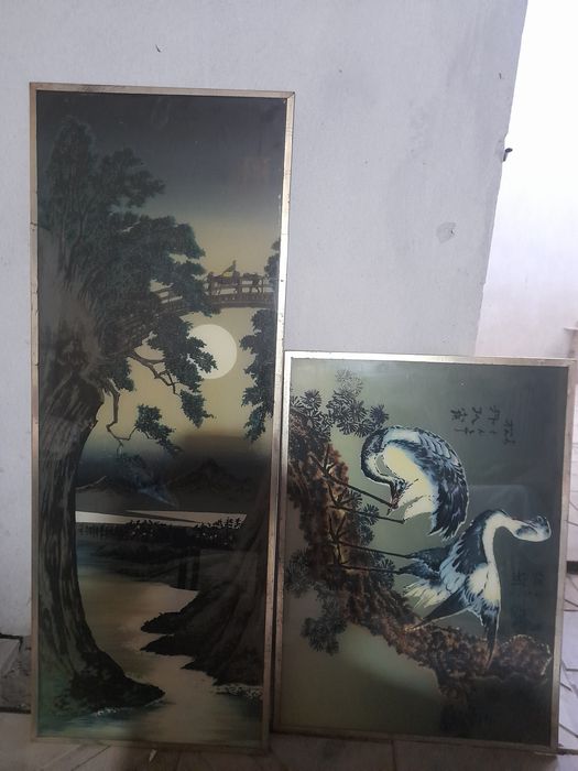 Продаётся  антикварный картина.