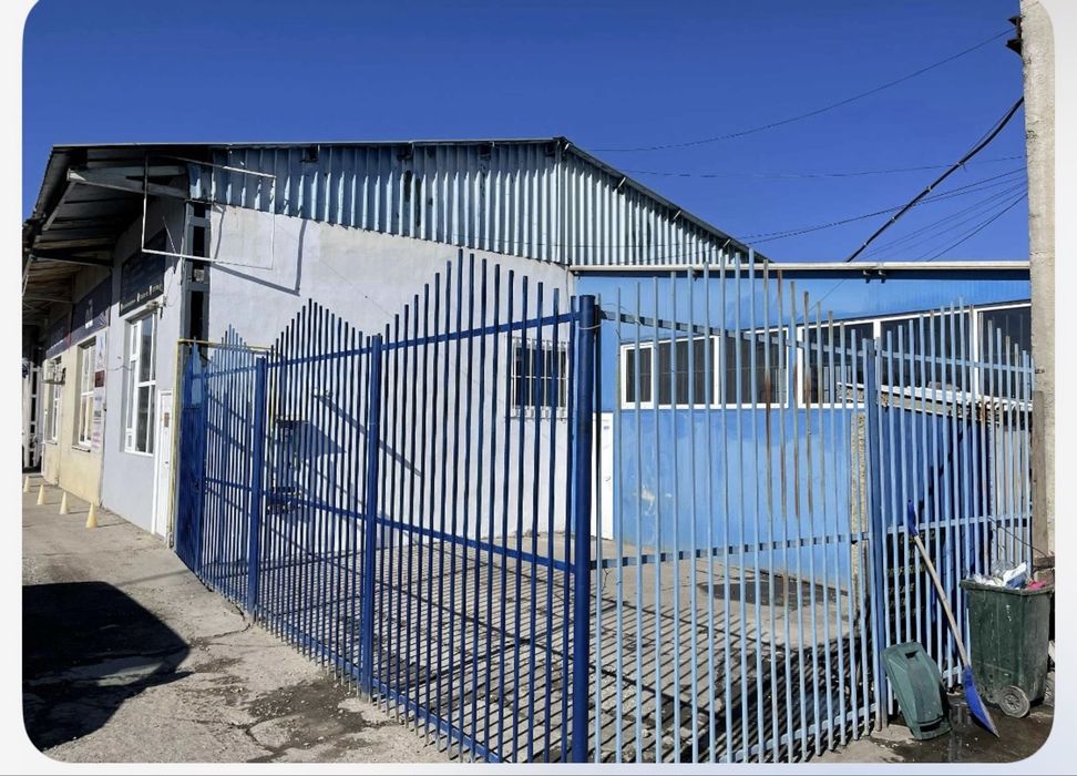 Inchiriezi hala Coresi brasov 153 m2