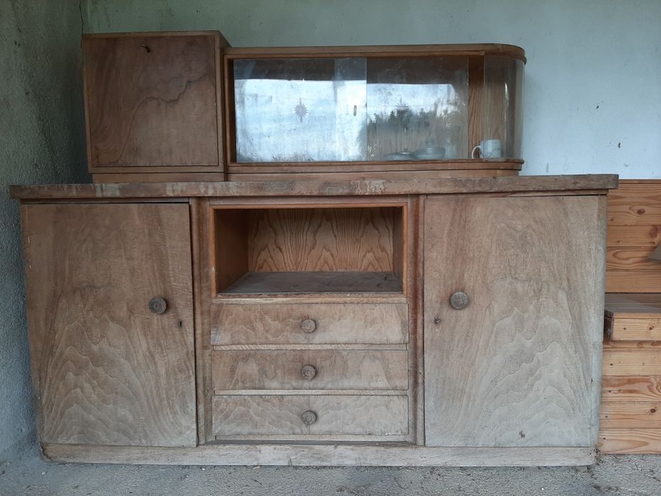 Старинен бюфет, производство 1955г