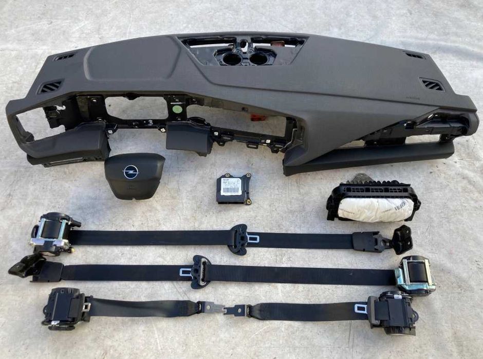 Opel Astra L 6 - kit airbag - plansa de bord - set centuri siguranta