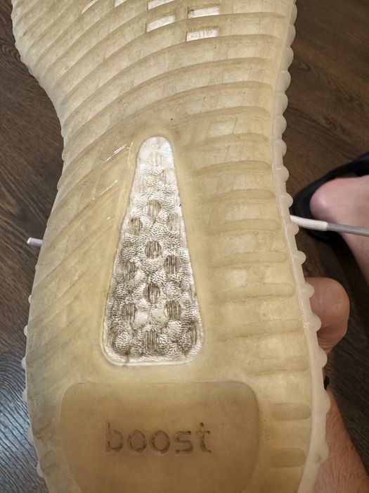 Yeezy 350 cloud white
