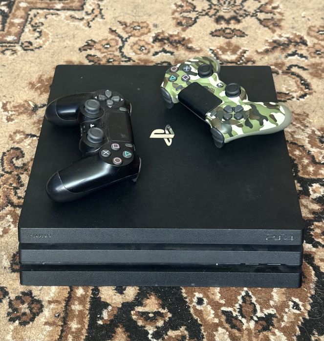 PlayStation 4 pro 1тб 2дж
