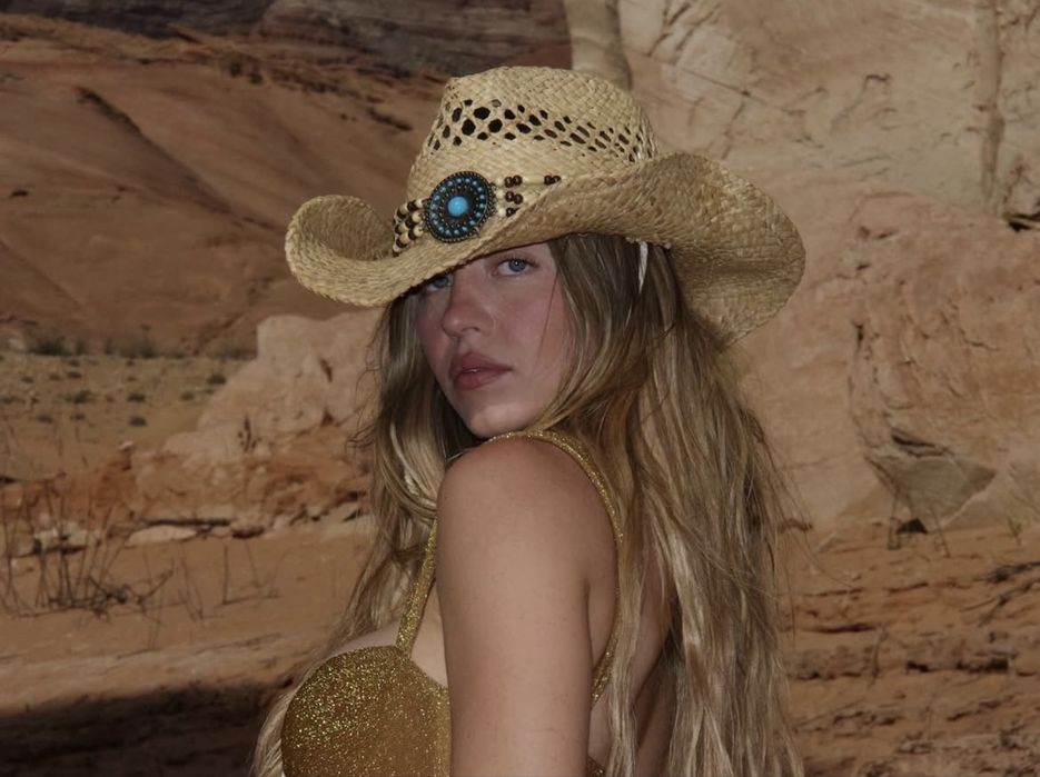 Вълнена шапка Ralph Lauren / Лятна сламена каубойска шапка