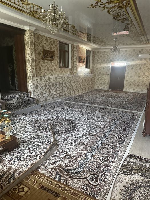 Дом продается в центре города Нукус