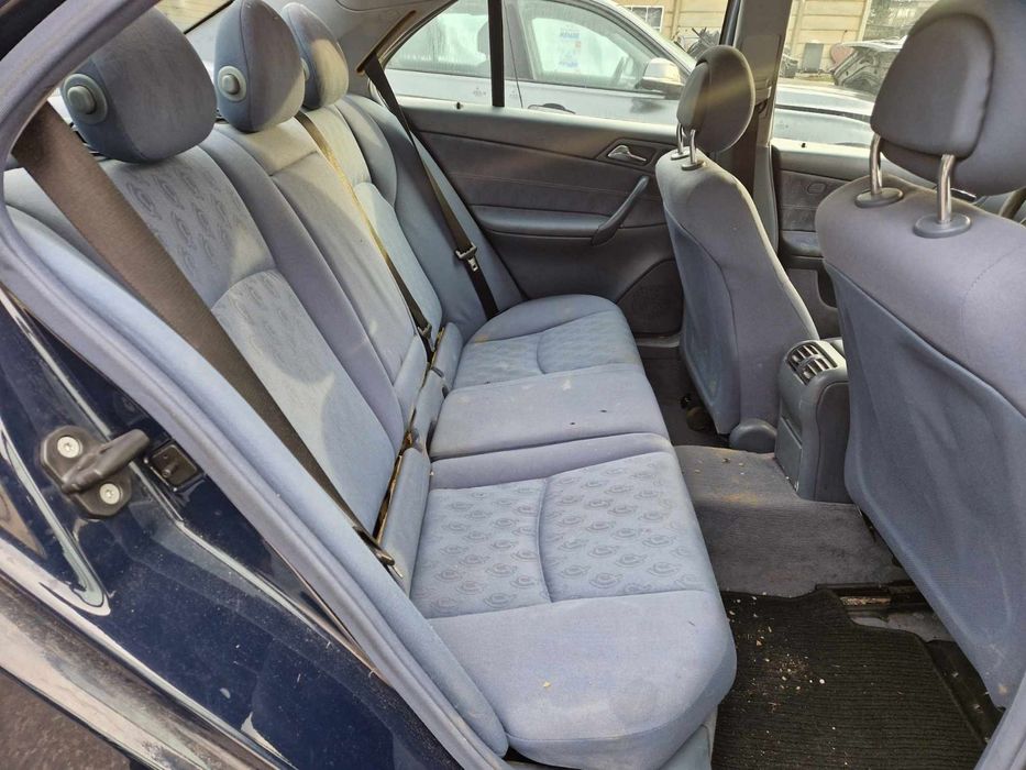 Mercedes W203 C200CDI 116кс ксенон ръчка седан НА ЧАСТИ!