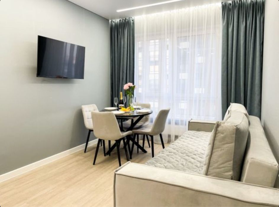 Сдаю квартиру евродвушку возле Экспо