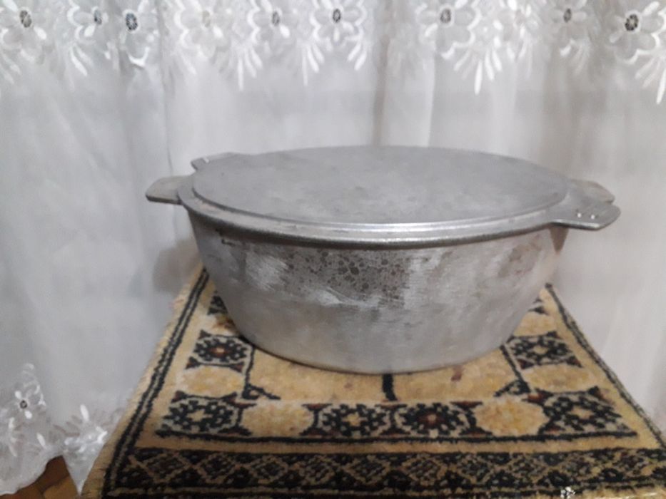 Утятница, с крышкой