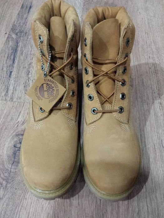 Bocanci dama TIMBERLAND 6 inch premium originali noi piele nubuck waterproof 35 si 40