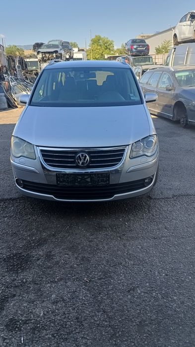 VW Touran 2.0 TDI DSG Facelift