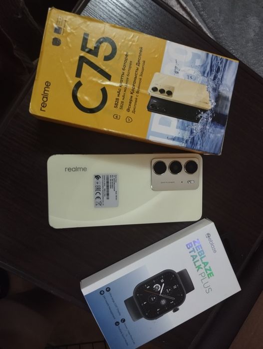 Телефон Realme C75