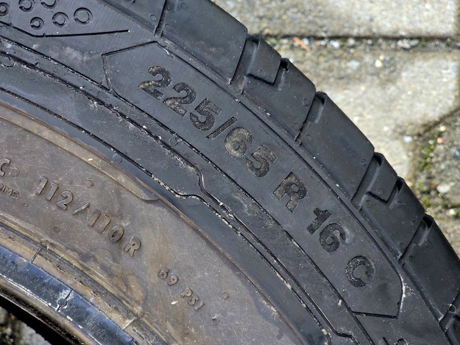 225 65 16c Continental