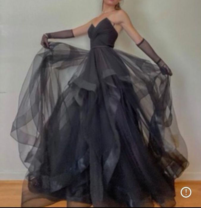 Очень красивое вечернее платье