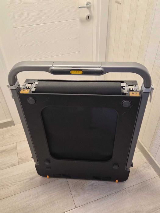 Banda alergare pliabila KingSmith WalkingPad R2, viteza max 12km/h, aplicatie mobila, negru