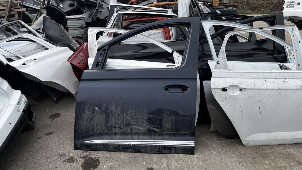 2 броя Предна лява врата за VW Caddy 2k7