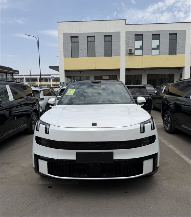 LYNK&CO900 Jamshid