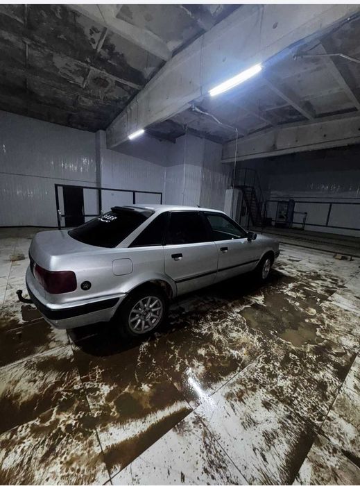 АудиБ4.1992жыл. Сатылады.