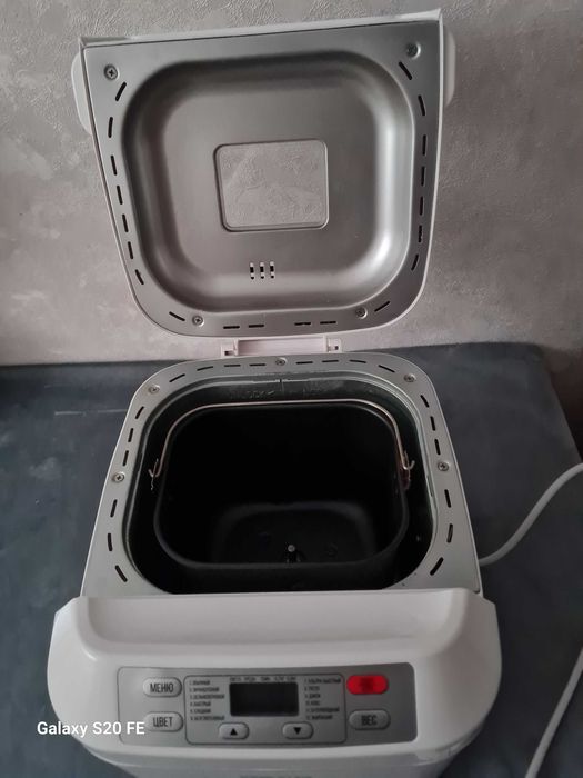 Хлебопечь бытовая