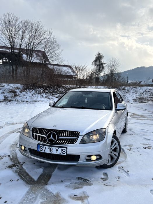 Vând sau schim Mercedes c220