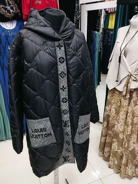 Куртки турция новые в наличии есть размеры48/52/54/56