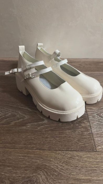 Туфли женские стильные