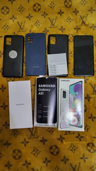 Самсунг А51 с документами