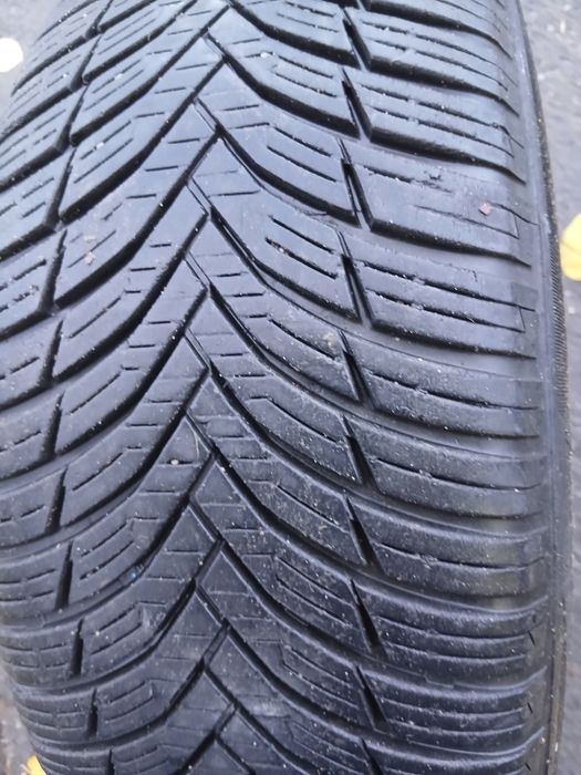 215/60/16 All season SEAT 4 Season Drive dot 4922