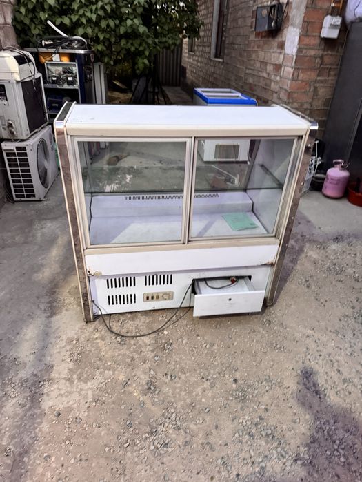 Продам срочна холодильник